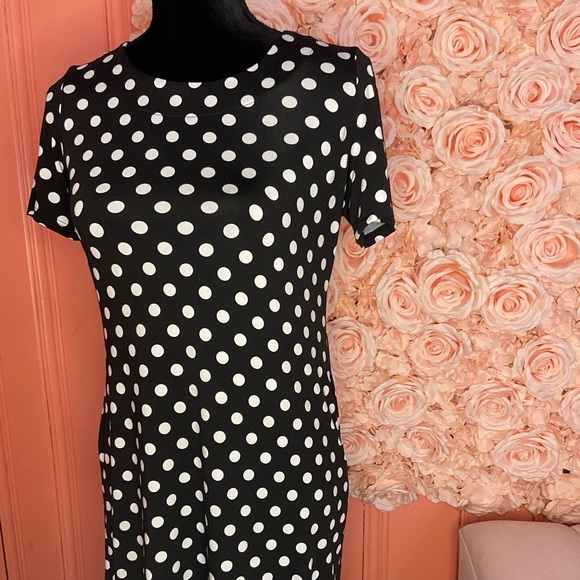 VIOLET B DRESS - Picture 3 of 5